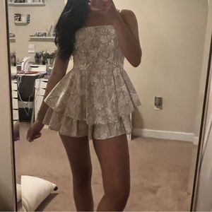 Selfie Leslie Floral Romper